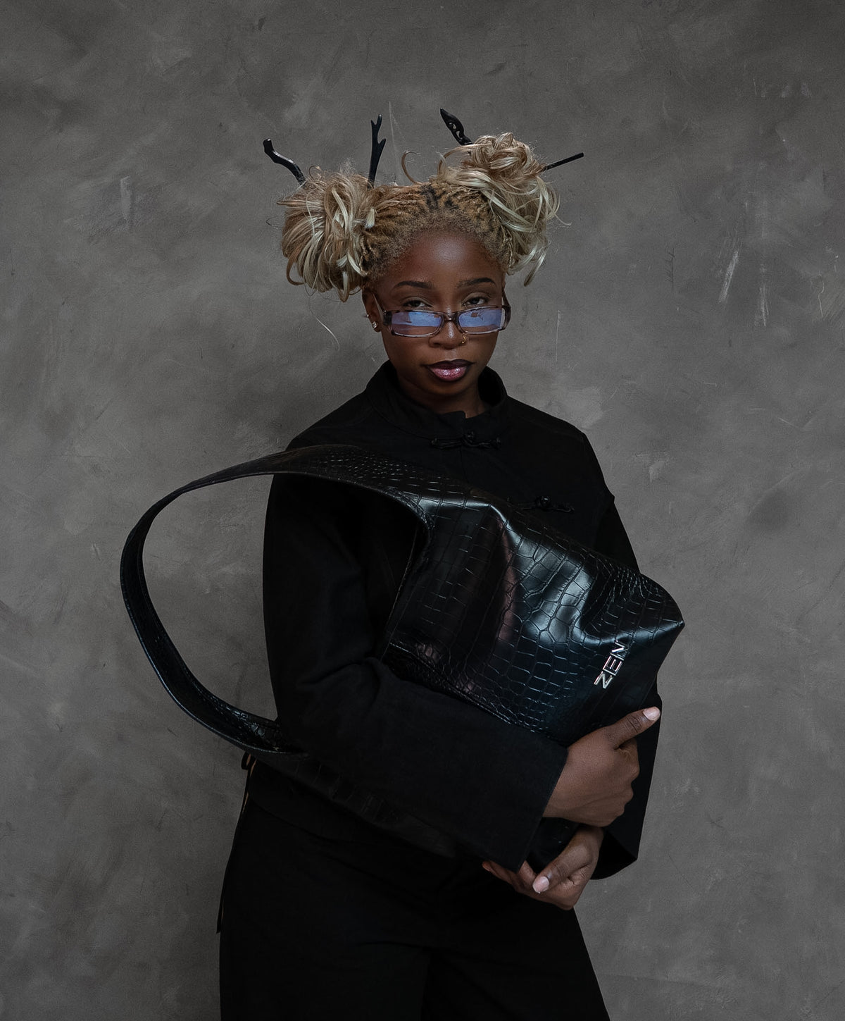ZEN BLACK LEATHER TOTE BAG